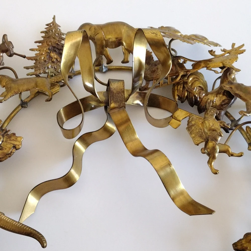 VTG All Holiday Season Brass Wreath - Picture 4 of 13